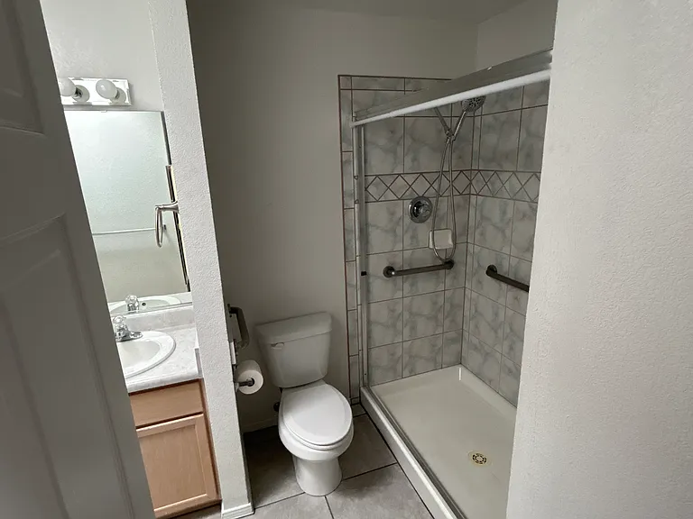 3960 Schooner Loop — Photo 9