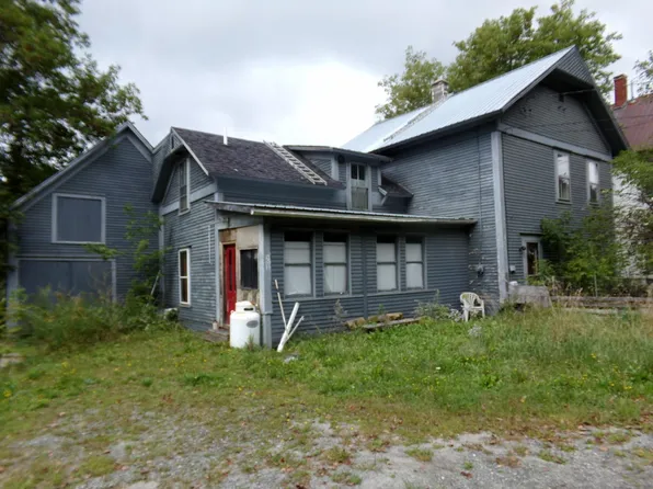 201 High Street, Barton, VT 05822