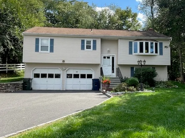 33 Payne Road, Bethel, CT 06801