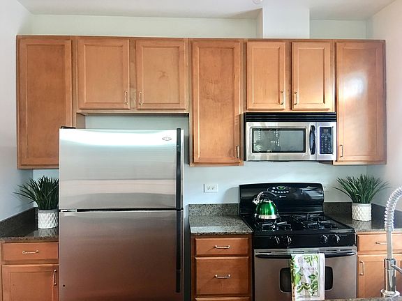 2nd image of 3815 S Langley Ave APT 302