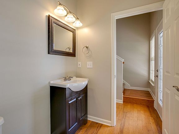 4th image of 2421 Keegan Dr