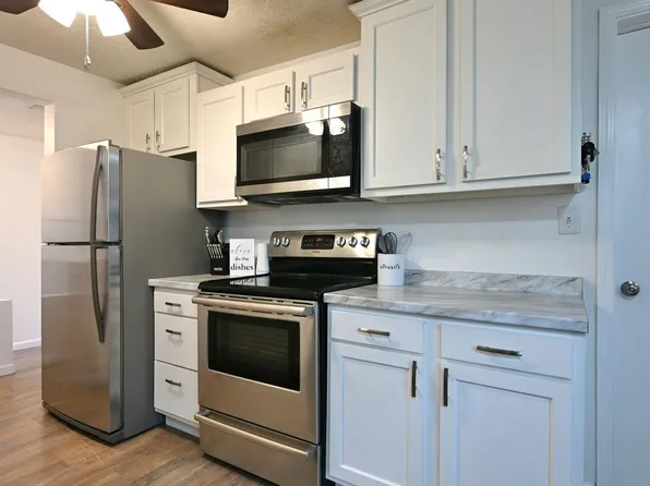 1333 Walter Ave, Louisville, KY 40215