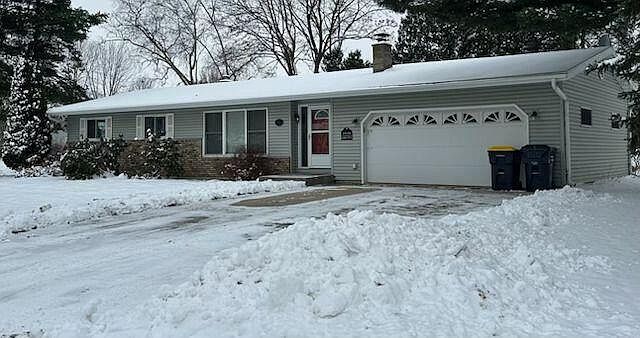 1st image of 115 Lawrence AVENUE