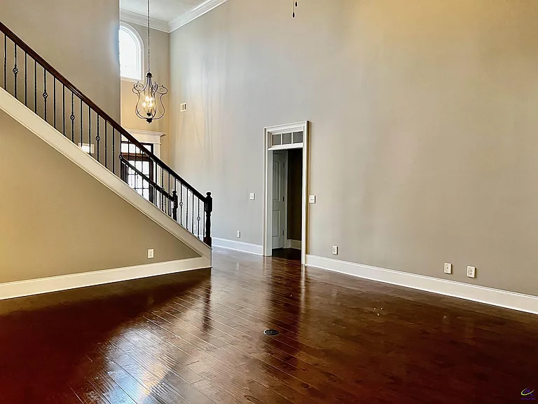 609 Cannock Ct — Photo 15
