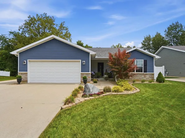 4158 Midfield St, Springfield, OH 45503