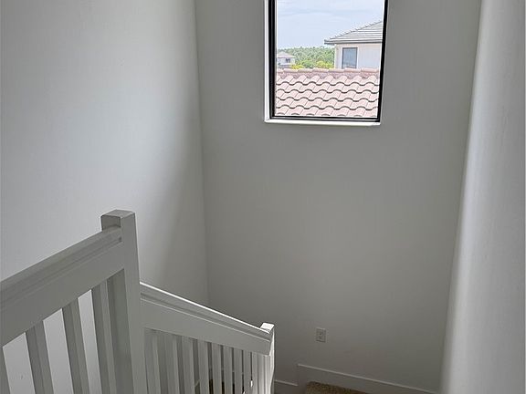 5th image of 5823 Cassidy Ln