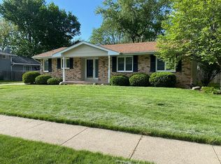 8513 Ridgemont Dr, Urbandale, IA 50322