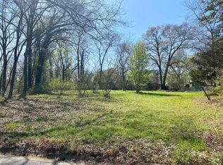 Clay St, Kilgore, TX 75662
