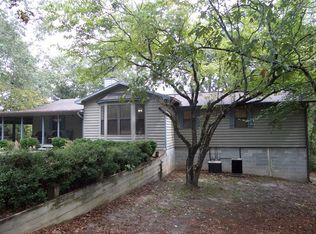 541 Elmer Rd, Jesup, GA 31545