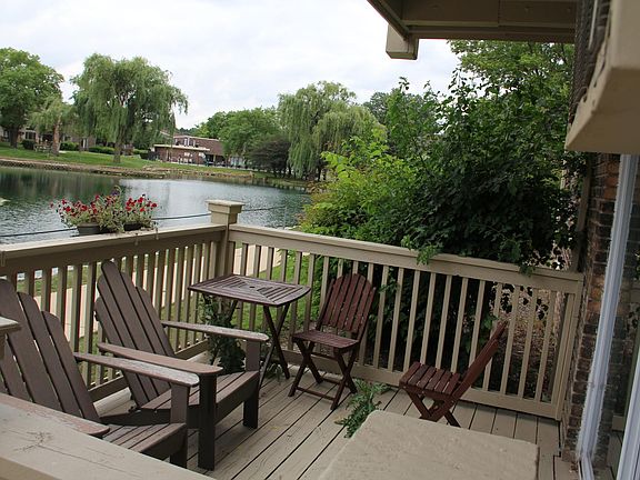 5th image of 2411 Woodlyn Dr #106