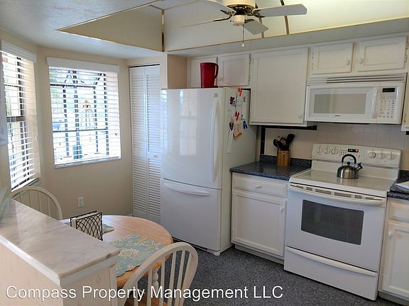 5th image of 314 Pine Hollow Cir