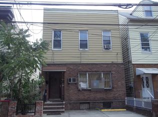 321 39th St, Union City, NJ 07087