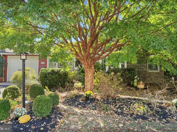 18 Wyndmoor Dr, Wyndmoor, PA 19038