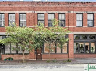 150 Whitaker St, Savannah, GA 31401