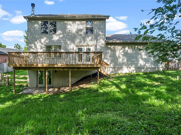 3rd image of 5539 Dorothy Ct