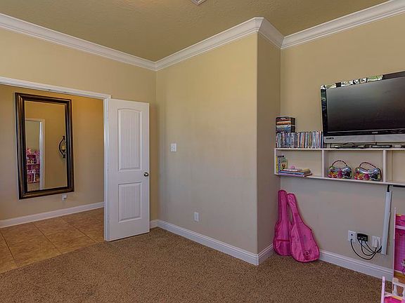 5th image of 4842 Piares Ln