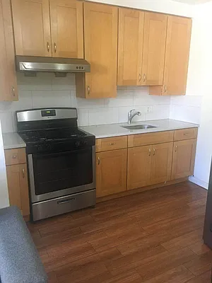 Rented by Voro, LLC | media 21