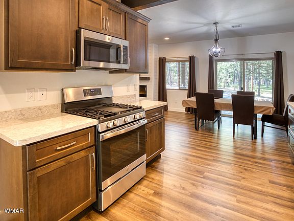 5th image of 1402 Ox Bow Dr