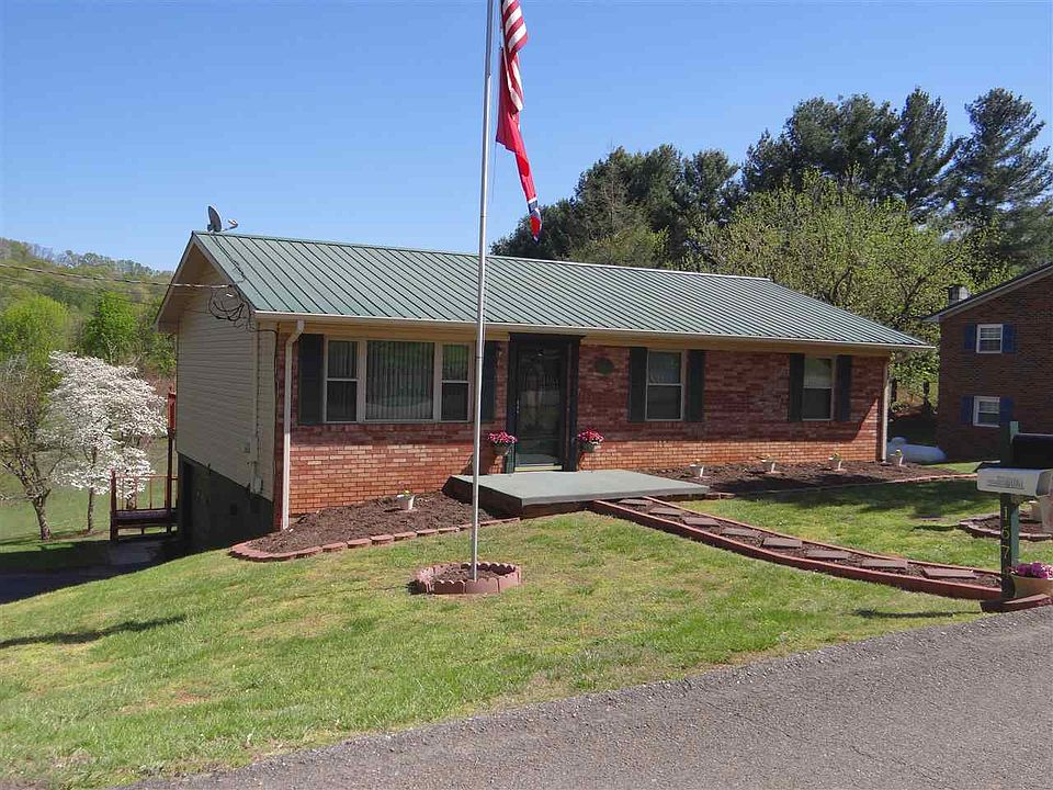 1st image of 1674 Old Oak Ln