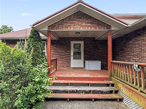 2nd image of 16564 Crowder Ln