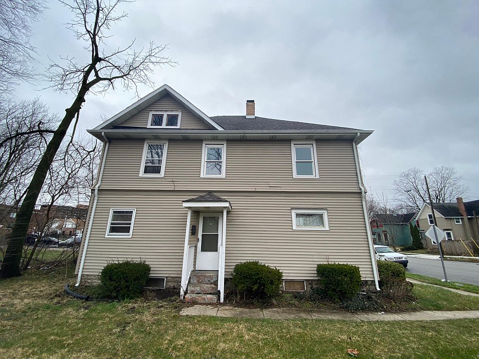 1st image of 407 E South St APT 1