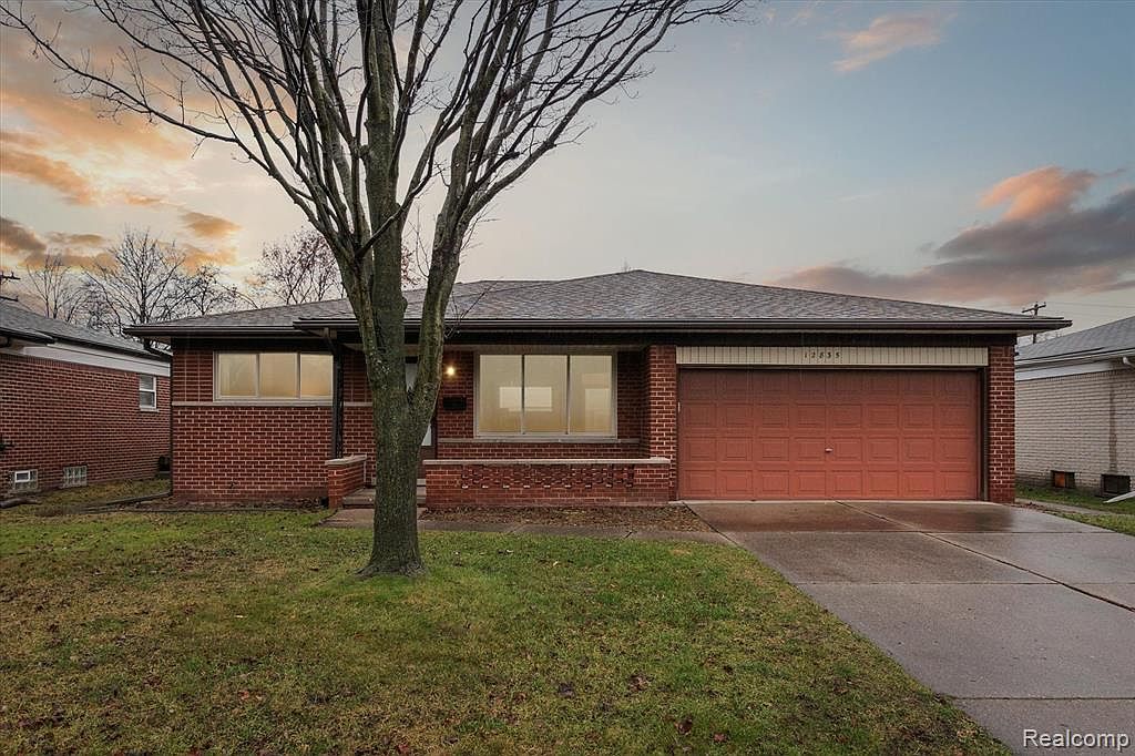 12835 Plumbrook Rd, Sterling Heights, MI 48312 Zillow