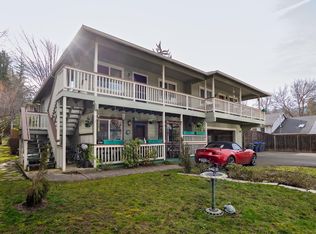 790 Park St, Ashland, OR