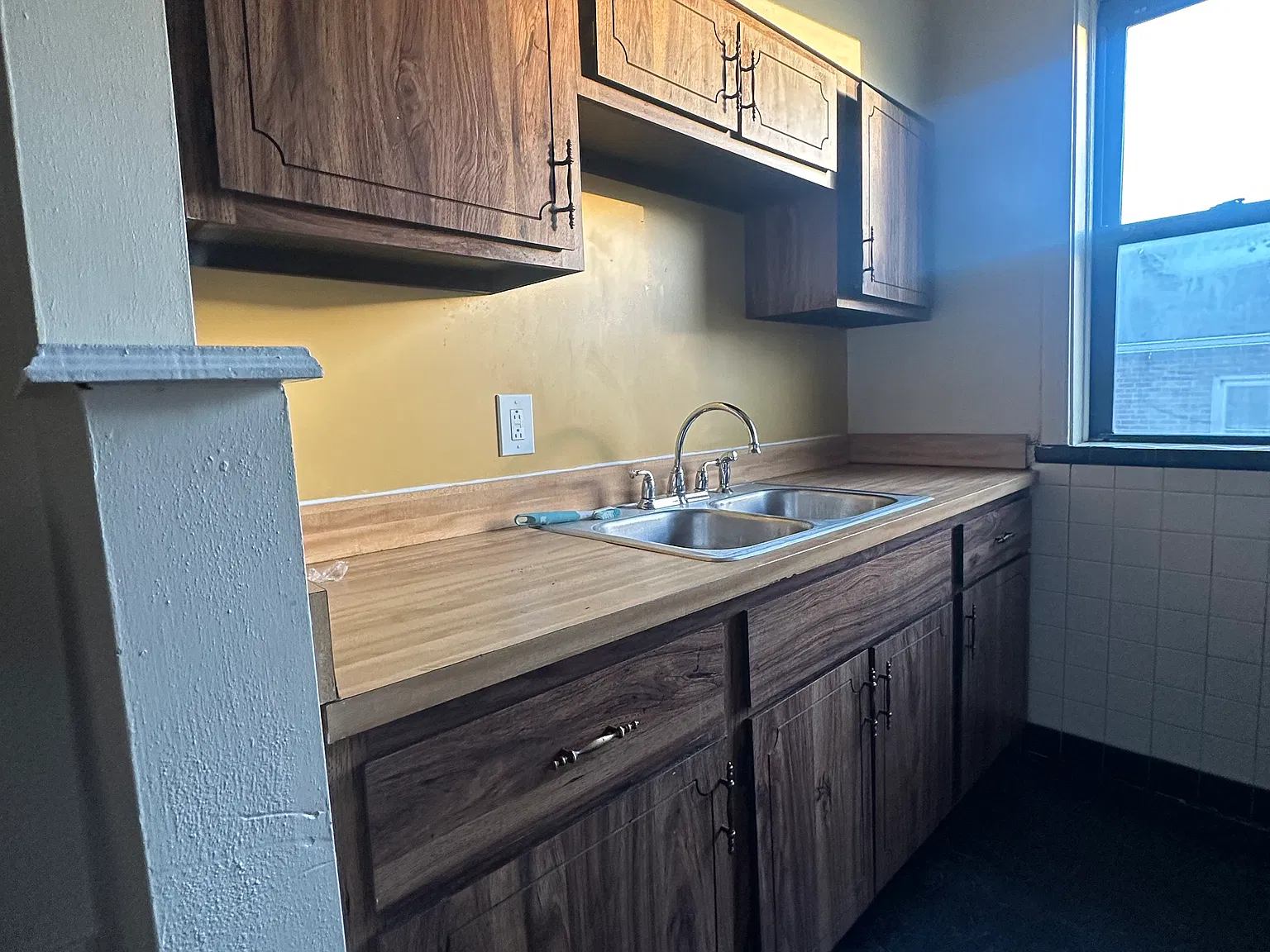 1 bed, 750 sqft, $950 — Photo 2