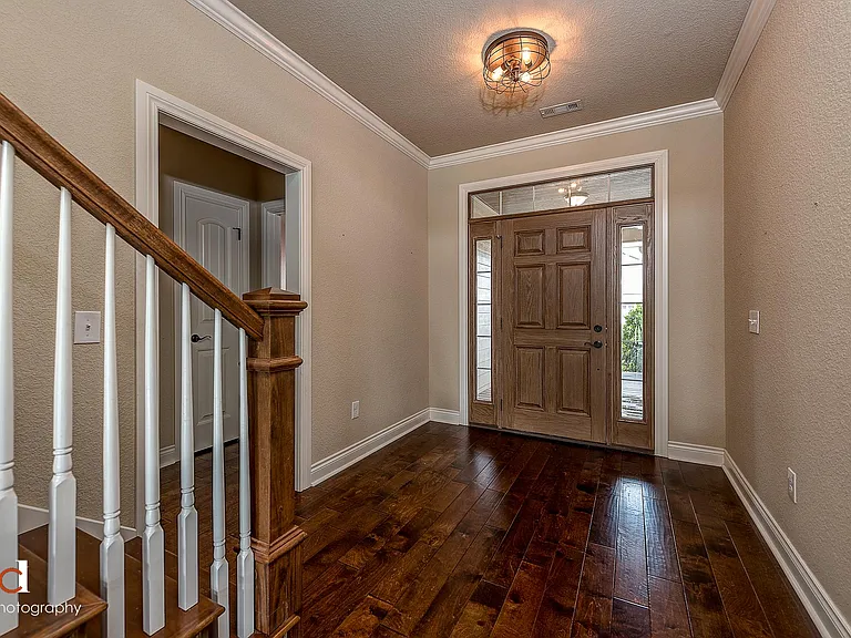 1408 NE Dysart Woods Ln — Photo 6