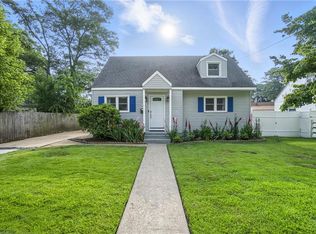 8288 Carlton St, Norfolk, VA 23518