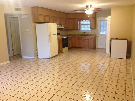 Great Room view into kitchen