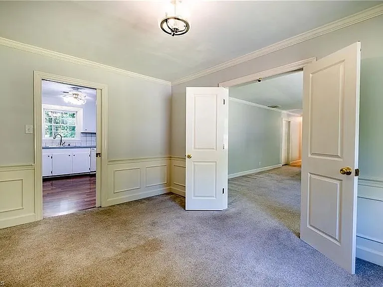 3230 Kinnamon Rd — Photo 21