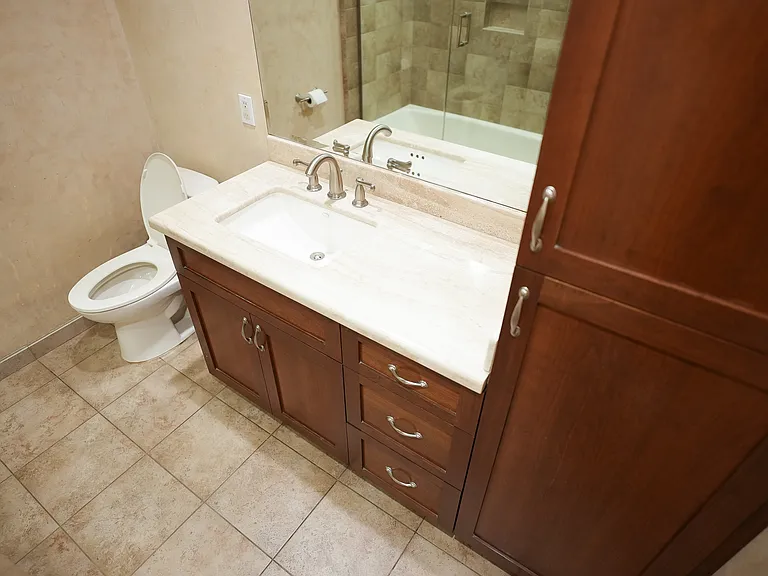 18129 Hatteras St — Photo 22
