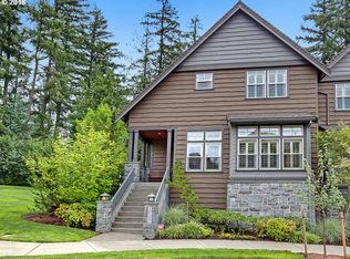 10102 SW Windwood Way, Portland, OR 97225