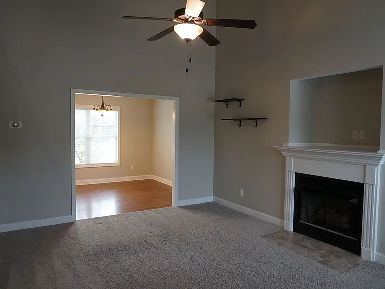 407 Sundown Ct — Photo 12