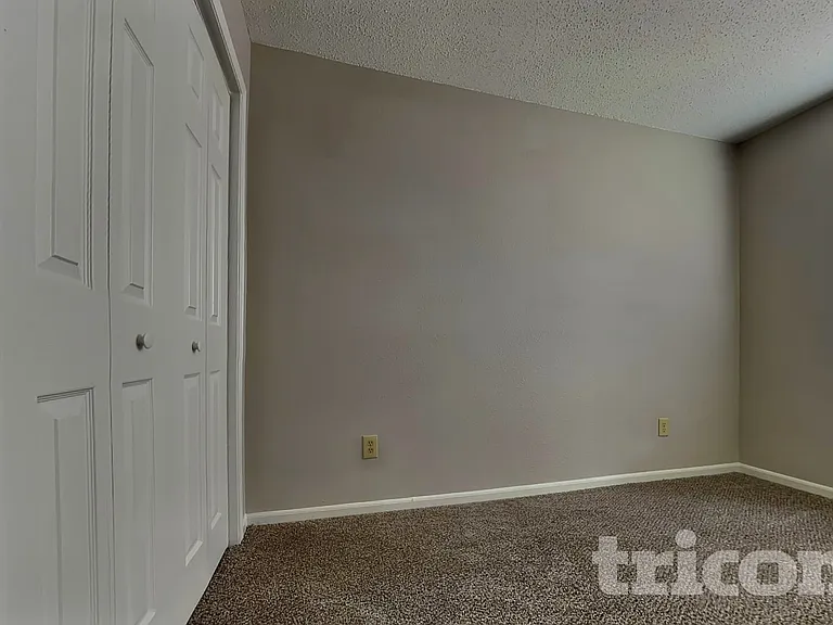 6453 Townsend Way — Photo 14