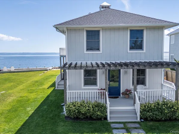 4415 Camp Mineola Road, Mattituck, NY 11952