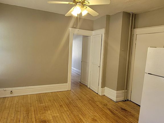 4th image of 2439 Blaisdell Ave #95fd2403d