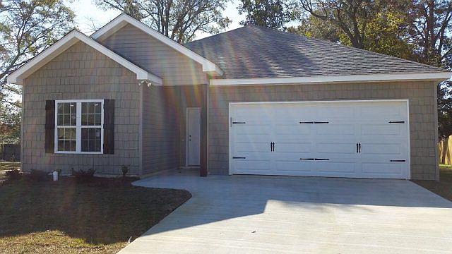 1st image of 133 Gracebrook Ct