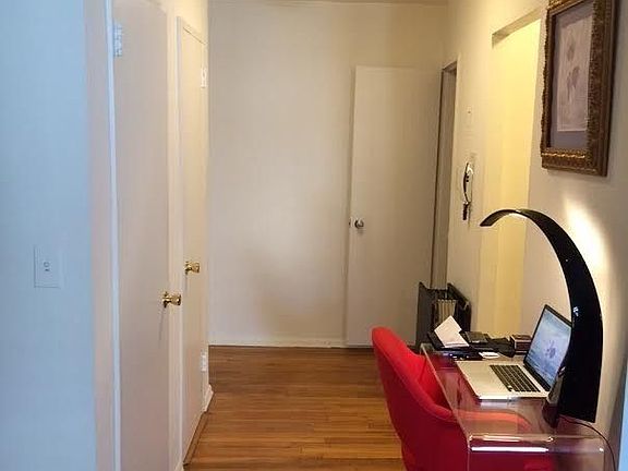 3rd image of 345 E 72nd St APT 5C