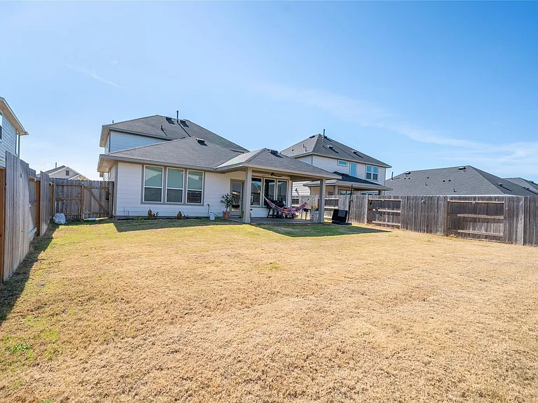 21802 Blue Daisy Ct — Photo 43