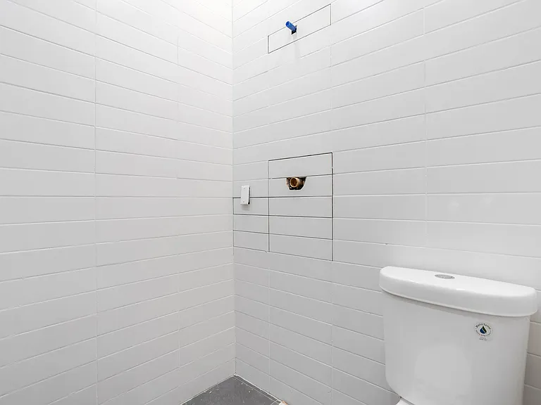 61 Delmonico Pl #1B — Photo 13