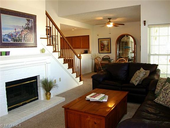 5th image of 3050 Village Green Dr