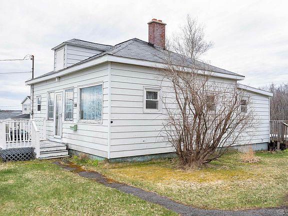 2nd image of 308 Lake Rd