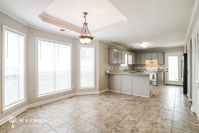 349 Camden Cove Cir — Photo 5