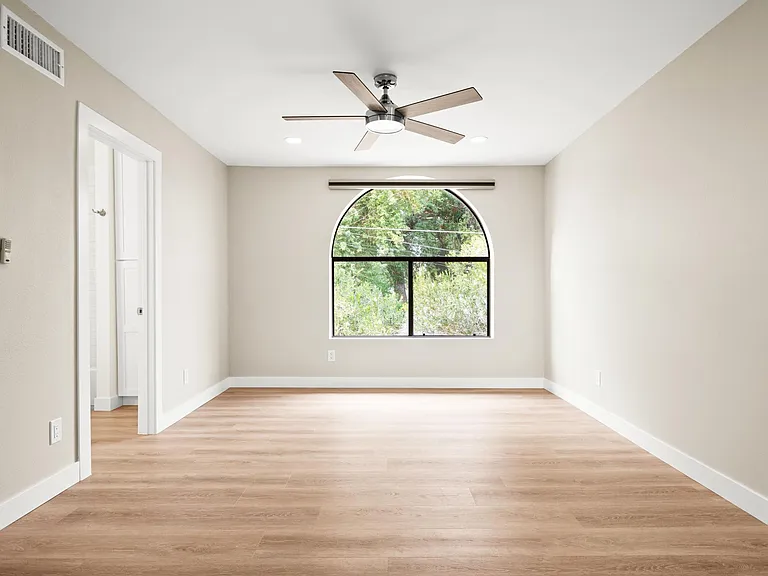 2500 N Hayden Rd #21 — Photo 13