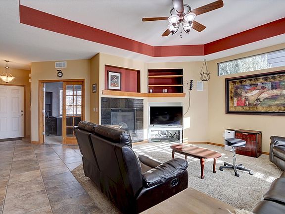 3rd image of 515 Deerwood Dr