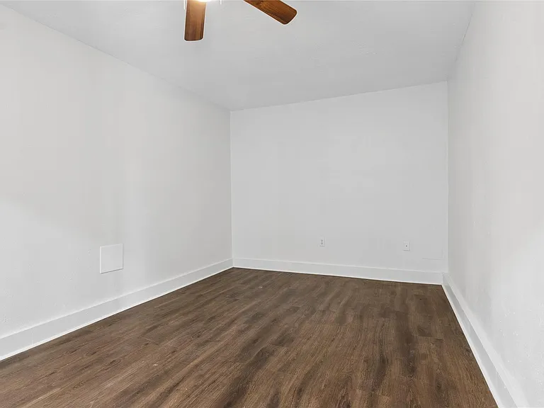 2504 Ewell Dr — Photo 17