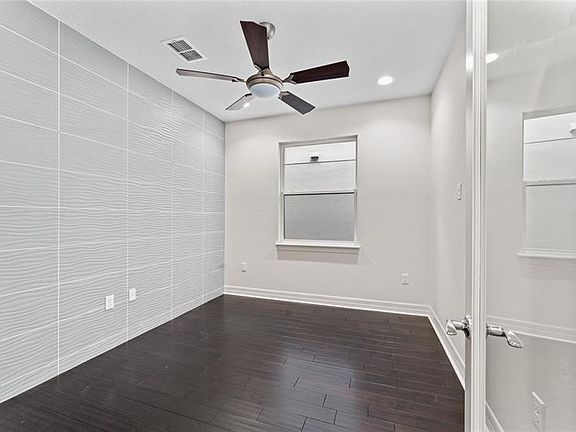5th image of 2673 Amati Dr