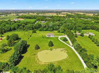 21855 N Prairie Rd, Warrenton, MO 63383